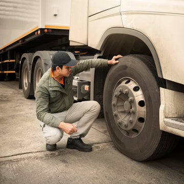 5 Signs It’s Time to Replace Your Commercial Tires